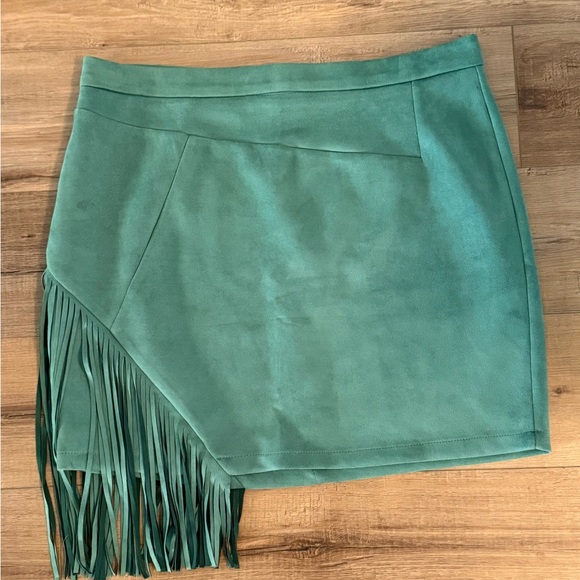 Dresses & Skirts - Beautiful Suede Kelly Green Women's Pencil Skirt with Fringe Plus size XXL